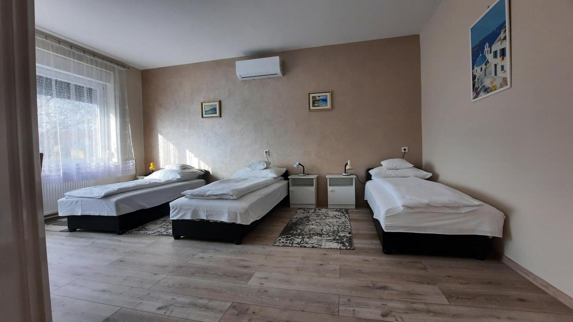 Alexander Apartman Hotel Gyula Exterior photo